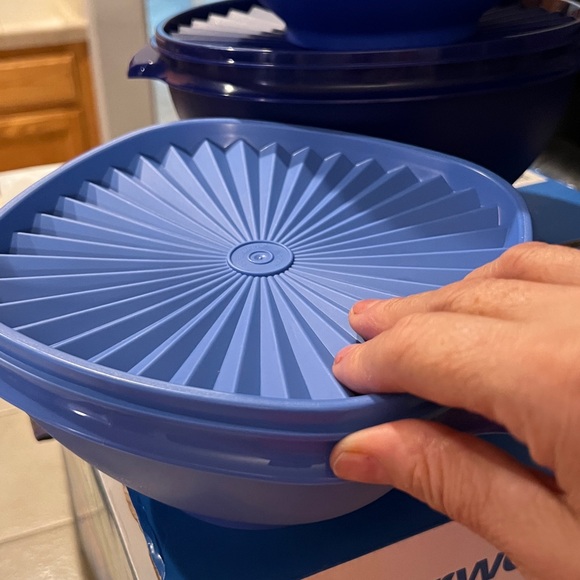 Tupperware Stackable Blue Bowl Set - Picture 7 of 7